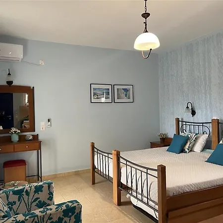 Actis 2 アパート